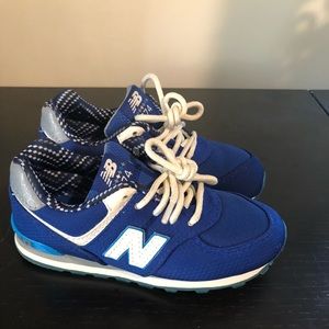 🚨🚨 Blue new balance sneakers
